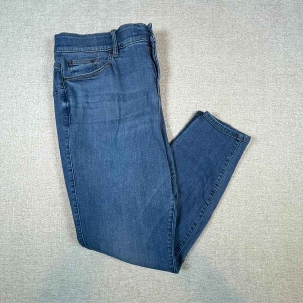 Torrid Feel The Fit Bombshell Skinny Premium Stretch Ankle Denim Jeans‎ 22 - Picture 4 of 10